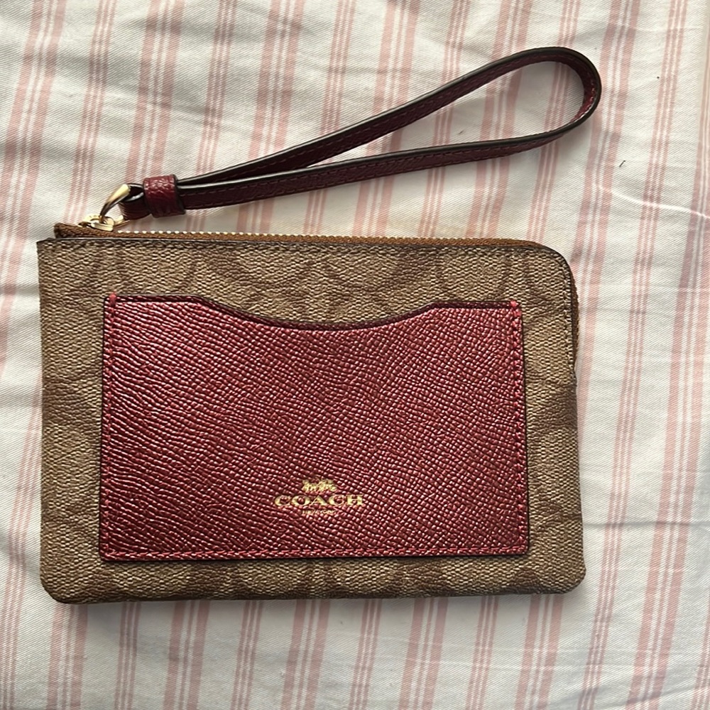 Coach wristlet